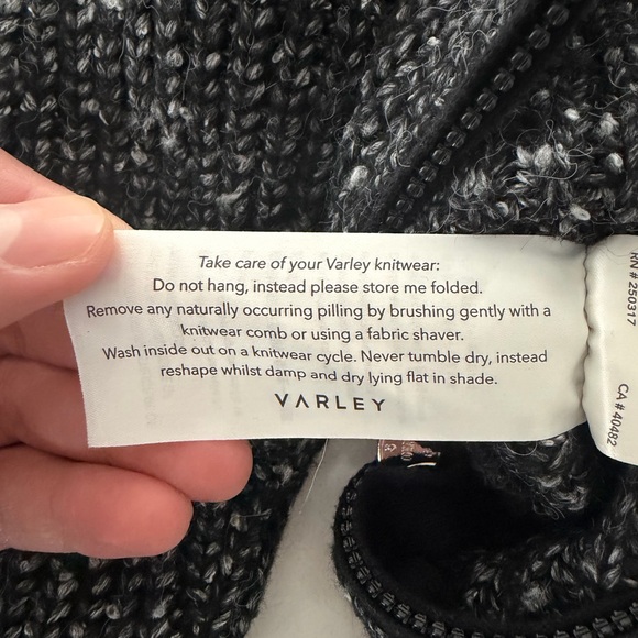 Varley black and grey Darwell sweater - Picture 13 of 14